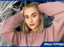 Нашла свою любовь в TikTok: англичанка из Краснодара о заработках тиктокеров и популярности