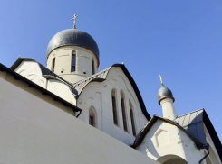 В храме Сорока Севастийских мучеников продолжаются фасадные и отделочные работы