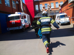 В Краснодаре из многоэтажки эвакуировали 50 человек во время пожара