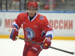  Путин в качестве капитана выведет на сочинский лед команду «Звезд Ночной лиги» 