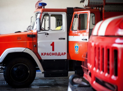 Из-за пожара в супермаркете «Табрис» эвакуировали 200 краснодарцев