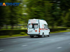 В Краснодаре водитель легковушки перекрыл путь скорой помощи с пациентом