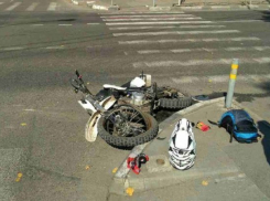  Троллейбус в Краснодаре сбил мотоциклиста 