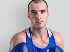 Владимир Путин поздравил краснодарца Муслима Гаджимагомедова с победой на чемпионате мира по боксу 