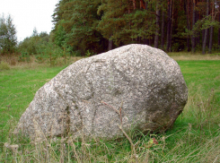 В Курганинском районе мужчина погиб после столкновения с камнем