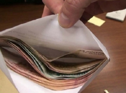 В Сочи будут судить двоих полицейских за взятку в 1,3 миллиона рублей 