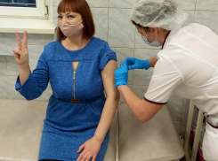 «Я на эту прививку буквально летела», - краснодарка рассказала о том, как вакцинировалась от коронавируса