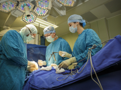 В Краснодаре женщине вырезали 4-килограммовую опухоль