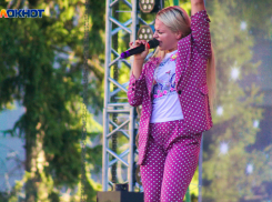 Анна Семенович, МакSим и Reflex споют ветеранам Краснодара