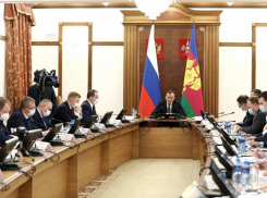 «Недопустимо повышать тариф и не повышать качество уборки», - губернатор Кубани провел совещание по мусорной реформе