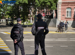 Главную площадь Краснодара перекрывают автобусами из-за угрозы теракта