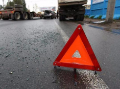 На Кубани столкнулись легковушка и КамАЗ