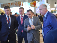 В Новороссийске снесут «драмтеатр» и восстановят вагоноремонтный завод