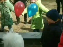 Торжественное открытие лавочки в Краснодаре смутило горожан