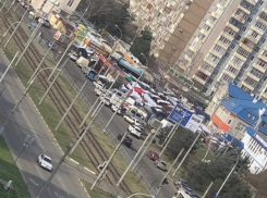  Жители Краснодара возмутились проведению ярмарок во время карантина 