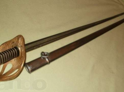 На Кубани за размахивание сувенирной саблей 50-летнему мужчине грозит до 7 лет лишения свободы