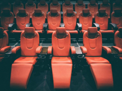 «Мы живем в кошмаре, который никак не закончится», - работники кинотеатров Кубани просят отменить запрет на их работу