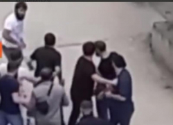 Массовая драка со стрельбой попала на видео в Краснодаре