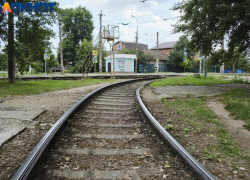 В Краснодарском крае поезд столкнулся с легковушкой