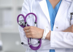 Нехватку медперсонала и машин скорой помощи обнаружили на Кубани