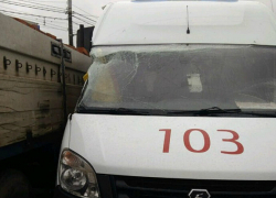 В Краснодаре произошло ДТП с машиной скорой помощи