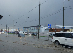  «Краснодар плывет», - город затопило после прошедшего дождя 