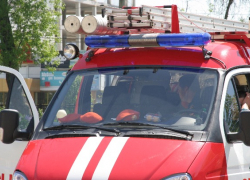 В Краснодаре при пожаре в двухэтажном доме эвакуировали 20 человек 