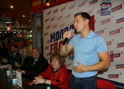 Алексей Красницкий исключен из «Единой России» за драку