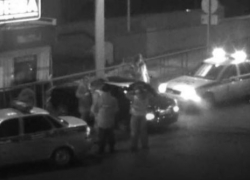 В Краснодаре пьяный на "Приоре" влетел в пост охраны