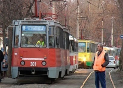  В Краснодаре в трамвае по неизвестной причине скончался мужчина 