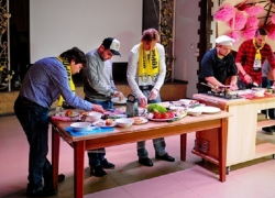 Валерий Карпин приготовил для болельщиков «Торпедо» пиццу