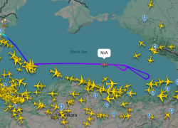 Самолёт-разведчик из Румынии нарезает круги над Чёрным морем