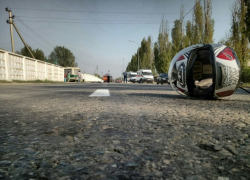 Разбились насмерть мотоциклист и его пассажирка в ДТП с автобусом на Кубани