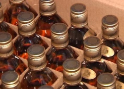 Новороссиец продавал поддельное виски и коньяк