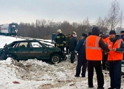 Под Новороссийском электричка протаранила «Ладу Калину»