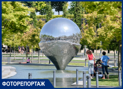 В парке Галицкого "Краснодар" преобразились легендарные капля и зеркальные тумбы