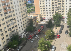 В Краснодаре эвакуировали 100 человек из горящей высотки