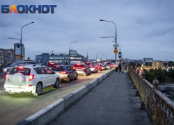 Половину Тургеневского моста в Краснодаре закроют из-за ремонта