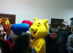 Винни-Пух и все-все-все бойкотировали штаб Навального в Краснодаре