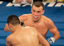 Российский боксер Власов планирует провести следующий бой в Сочи