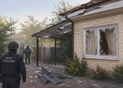 В станице Крыловской БПЛА ранил человека и повредил дом