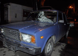 Мужчина выместил гнев на чужом автомобиле