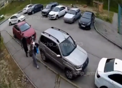 В городе Кубани средь бела дня похитили молодую девушку 