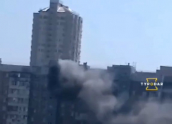 При пожаре на проспекте Чекистов в Краснодаре спасли троих