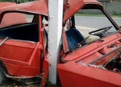 В Новороссийске погибла 26-летняя пассажирка «копейки», которая врезалась в столб