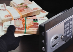  Парень стащил из сейфа отчима 1,1 млн рублей в Сочи 