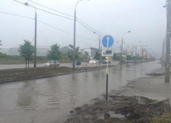 В Краснодаре под воду ушла ул. Московская