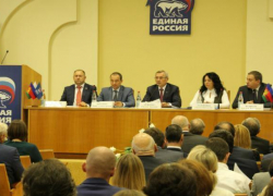 В Краснодаре торжественно передали мандат Владимира Бекетова