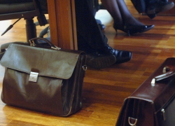  Кубанские чиновники опередили ростовских по уровню зарплаты 