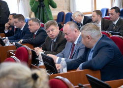 КПРФ воздержались, а «Единая Россия» и ЛДПР - за: в Заксобрании Кубани прошло голосование за поправки в Конституцию РФ